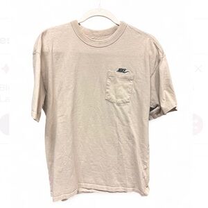 Nike Men's Tan T-Shirt